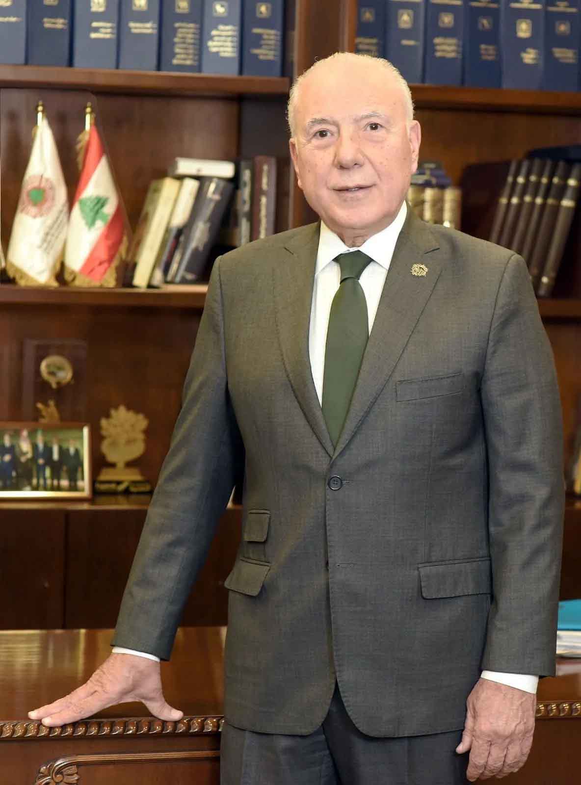 دبوسي يهنئ بعيد الميلاد المجيد : لتعزيز روح التضامن والتلاقي بين جميع اللبنانيين لتجاوز الأزمات..