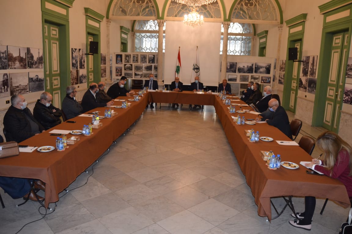 إجتماع موسع في بلدية طرابلس للهيئات الاقتصادية لمعالجة مشاكل المدينة