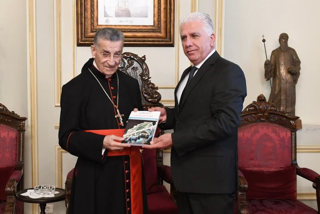 البطريرك الراعي يُثمِّن مُؤلَّف الدكتور بول الحامض 