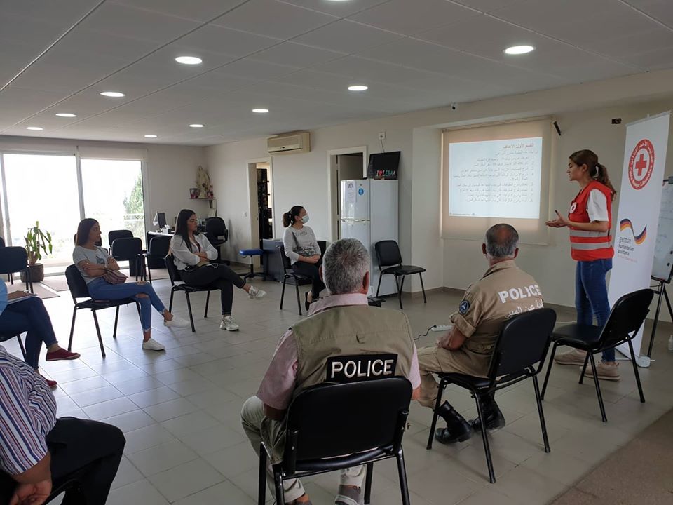 بالصور: دورة الصليب الأحمر لخلية الأزمة لفيروس كورونا في بلدية لبعا بالتنسيق مع وزارة الداخلية والعمل وال German Humanitarian Assistance