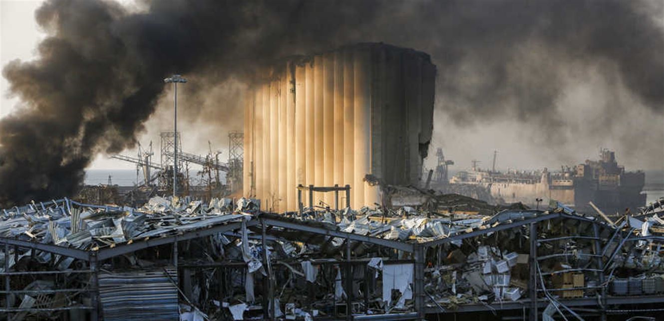 مكتب القاضي عويدات: لا صحة لتنحي النائب العام التمييزي عن متابعة ملف انفجار المرفأ