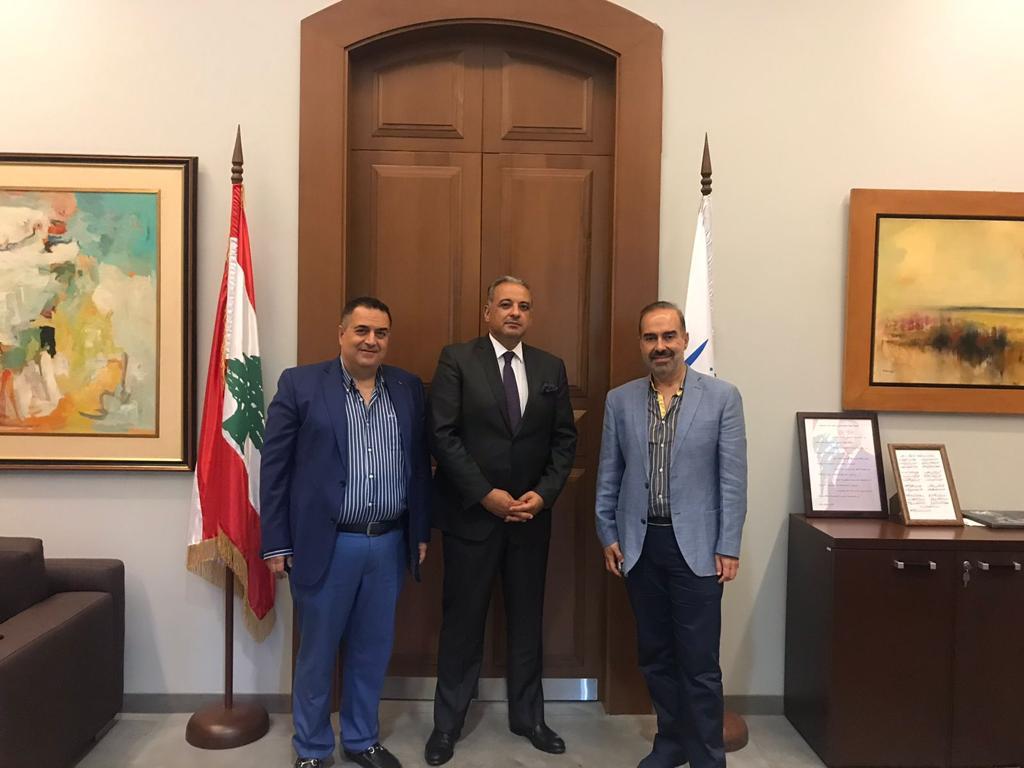 استقبل وزير الثقافة القاضي محمد وسام المرتضى في مكتبه في قصر الصنائع اليوم الدكتورين زاهي وفادي حلو واطلع منهما على التحضيرات الجارية للاحتفال بمهرجان الموريكس دور للعام الحالي.  وتمنى الدكتوران حلو على الوزير المرتضى ان يكون المهرجان برعايته وحضوره في دورته ال21 تحت شعار "انهض يا لبنان" حيث سيقام في 16الشهر المقبل في صالة السفراء في كازينو لبنان.  وقد وافق الوزير على الرعاية والحضور.