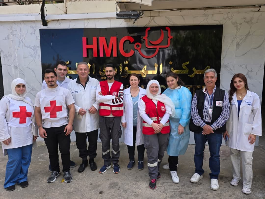 يعلن مركز الهواري الطبي بالتعاون مع جمعية الإرشاد القانوني والإجتماعي حملة تلقيح للاطفال مجانية  