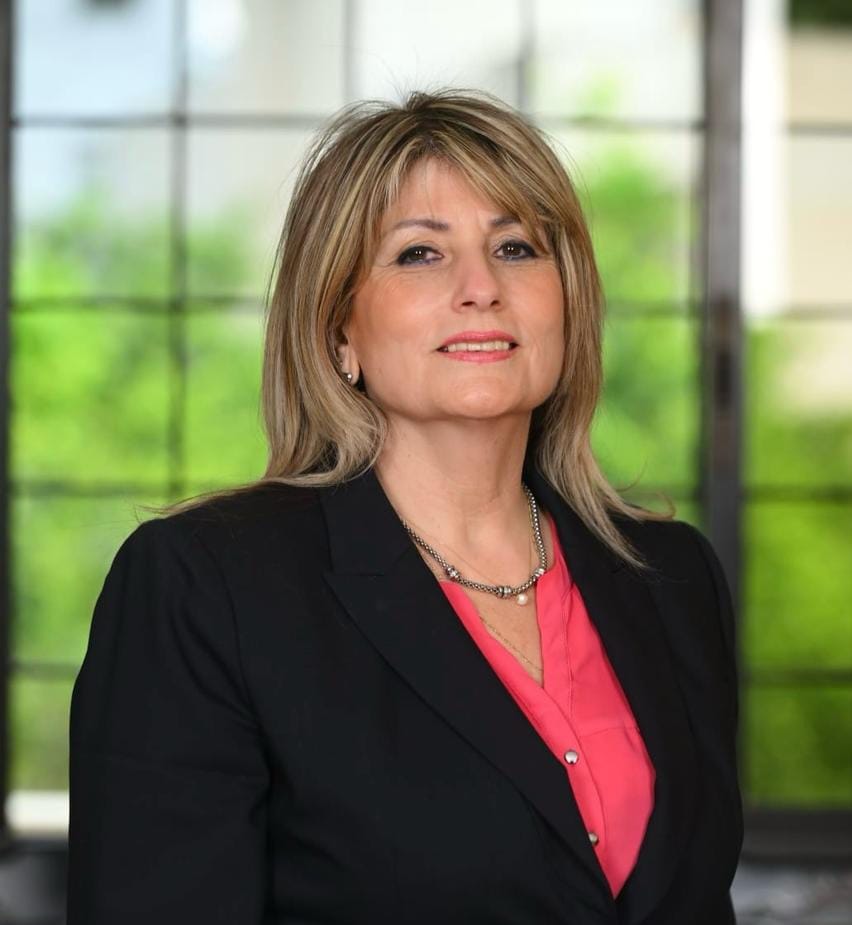 سيدة الأعمال والمغتربة نهاد أنطوان كرم تعلن ترشحها على لائحة “نبض الضيعة” في الغابات-جبيل