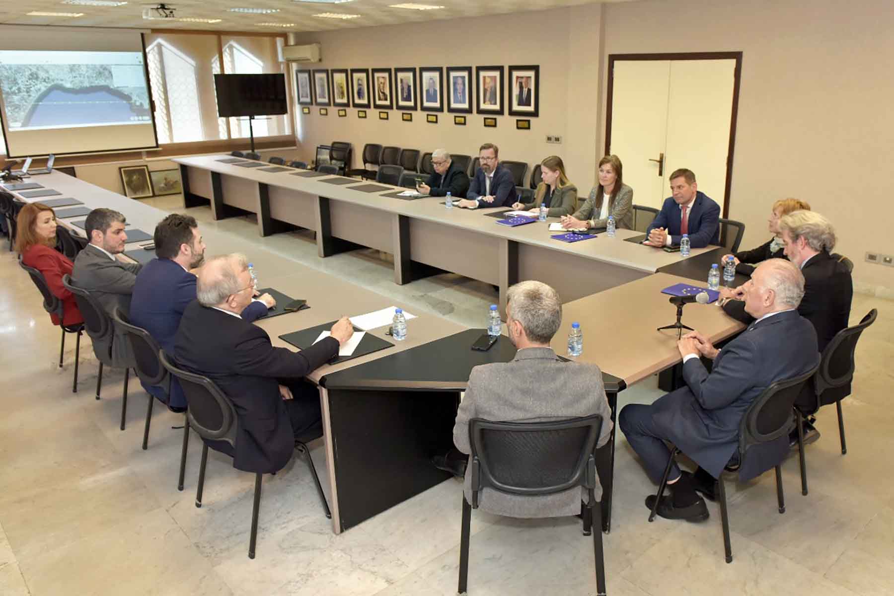 زيارة وفد من الإتحاد الأوروبي والبنك الأوروبي للإستثمار الى غرفة طرابلس الكبرى :   بحث في فرص التعاون الإقتصادي وتعزيز الشراكات