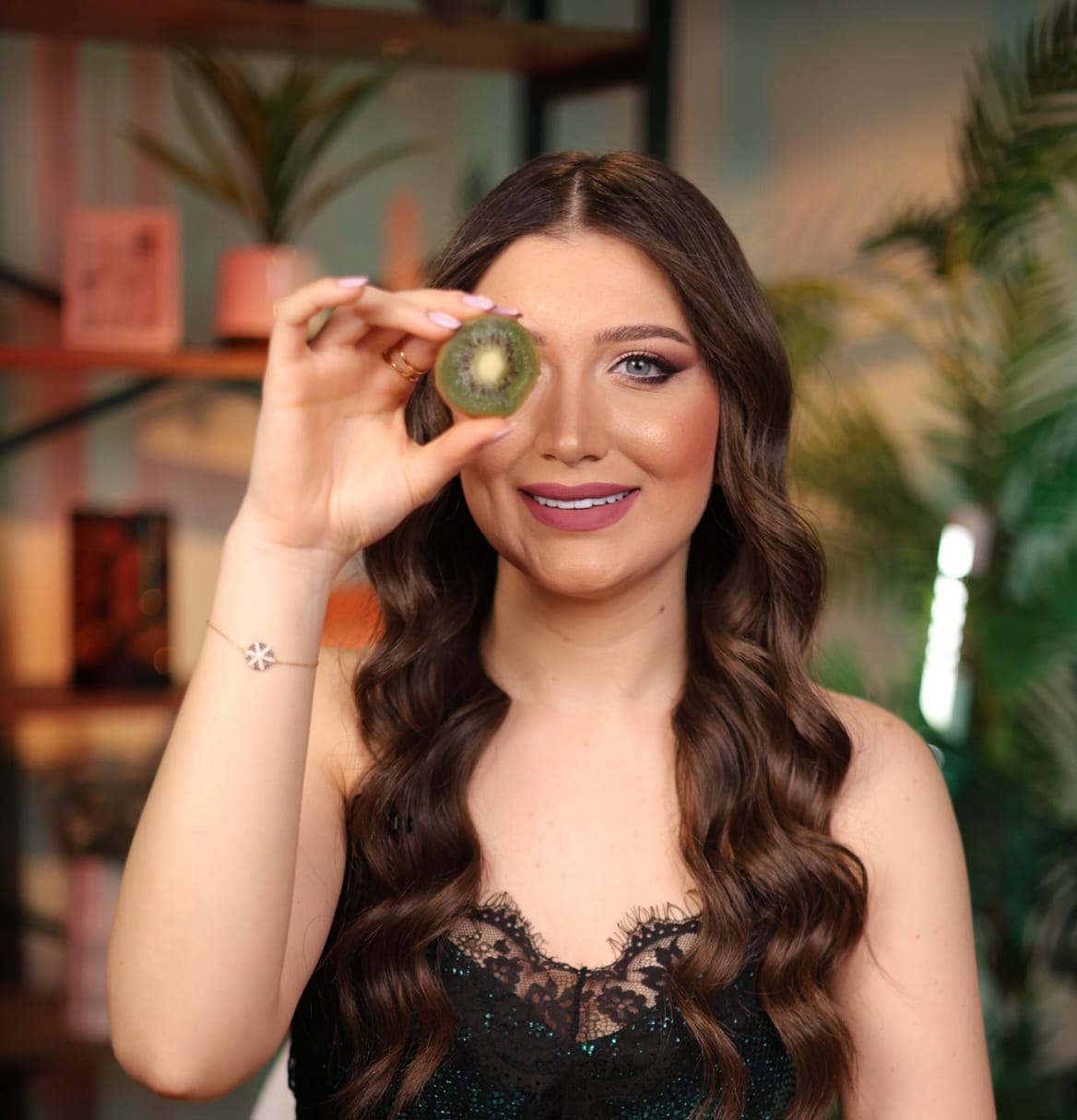 إشراك الطفل في تحضير أكله سرّ معالجة انتقائية الطعام: نصائح أخصائية التغذية فانيسا يعقوب للأهل مع بداية العام الدراسي!