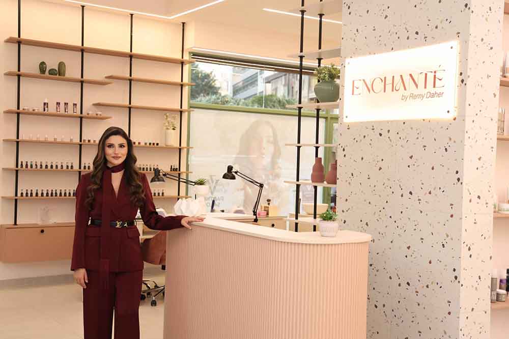 افتتاح مركز التجميل والشعر “Enchante by Remy” في الجديدة