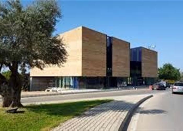 بلدية جبيل تتكفّل بإرسال ممرضة وطبيب إلى منازل المصابين بكورونا‎