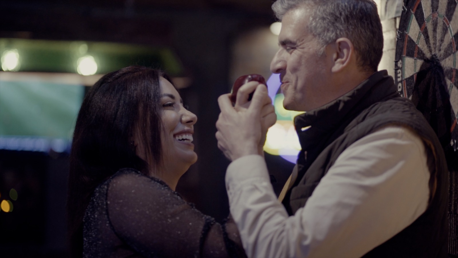 أراكسي تطلق جديدها "ما تتركني"..واطلالة مميزة لهذا الفنان!