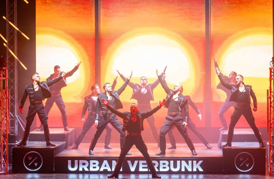 الراقص المصري المجري أحمد موسى بين "رومانيا غوت تالنت" و"لا تكذب على الكوكب – عرض أوربن فيربنك"