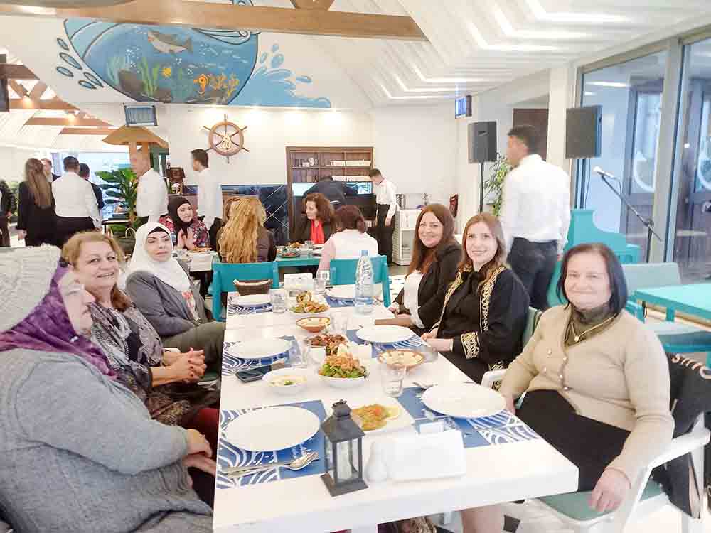 بمناسبة عيد الأم إفطار رمضاني تحت عنوان "رمضان أحلى مع الأمهات ".