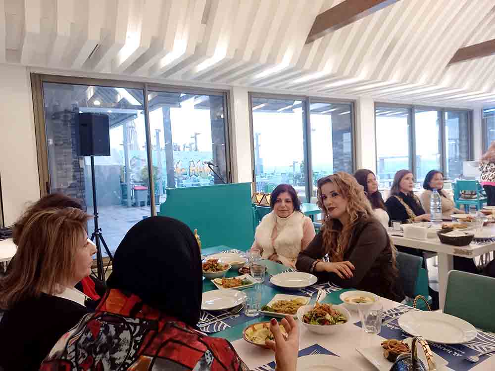 بمناسبة عيد الأم إفطار رمضاني تحت عنوان "رمضان أحلى مع الأمهات ".