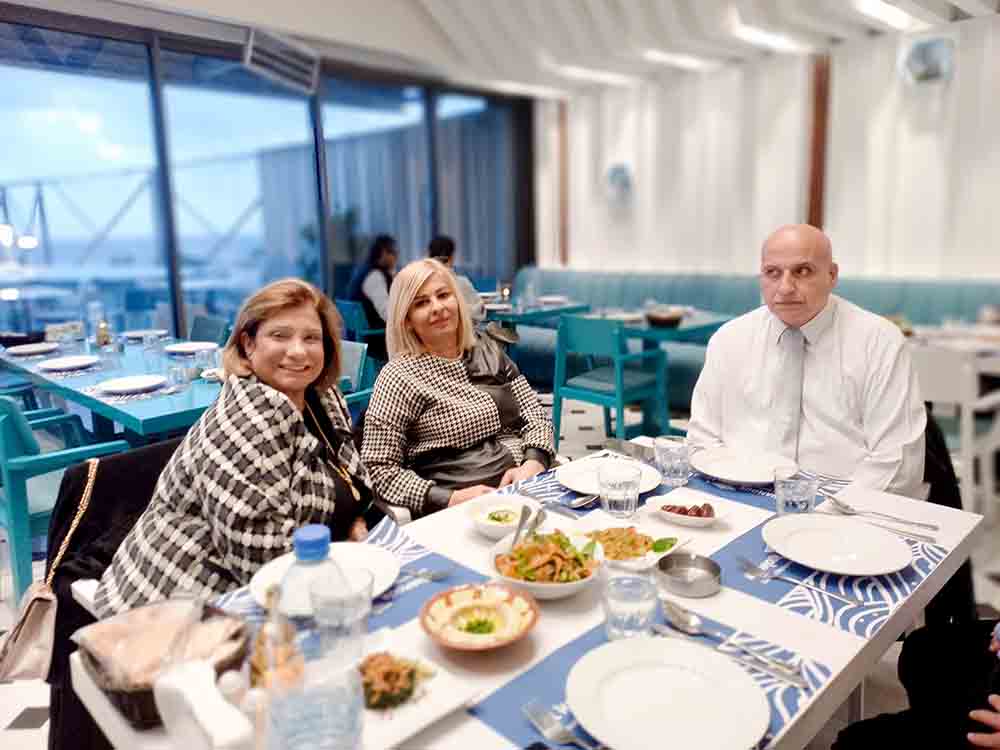 بمناسبة عيد الأم إفطار رمضاني تحت عنوان "رمضان أحلى مع الأمهات ".