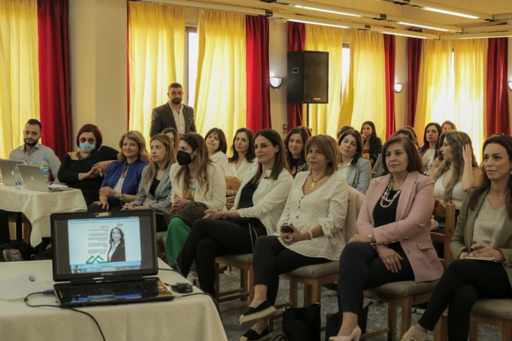  جلسة توعويّة حول أهمية وجود المرأة في الحقل السياسي ومشاركة لـ "سابين القاصوف" المرشّحة عن المقعد الكاثوليكي في لائحة "زحلة السيادة"