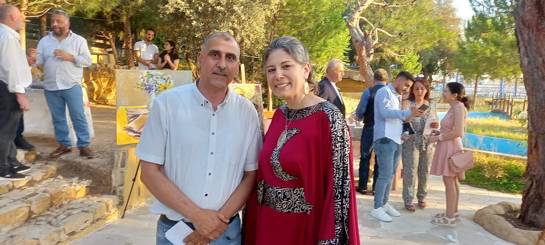 أمسية ثلاثية عشق (كلمة، ريشة ووتر) وتوقيع كتاب  للشاعرة عبير عربيد الشعار 