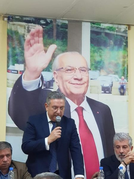 بلدية دير دوريت تكرم نقيب شعراء الزجل جورج أبو أنطون