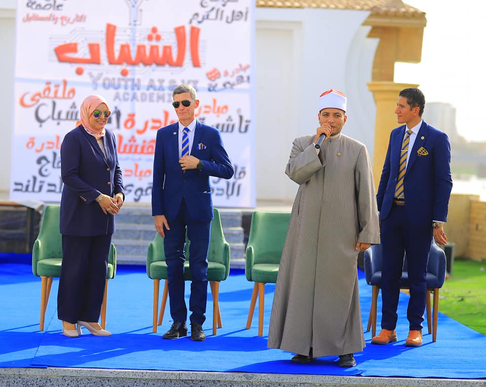 أنطلاق جلسات ملتقي الشباب للكيانات الشبابيه بسوهاج .