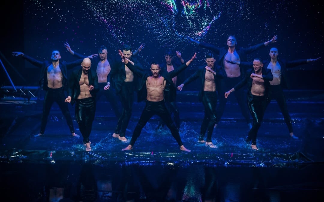 الراقص المصري المجري أحمد موسى بين "رومانيا غوت تالنت" و"لا تكذب على الكوكب – عرض أوربن فيربنك"