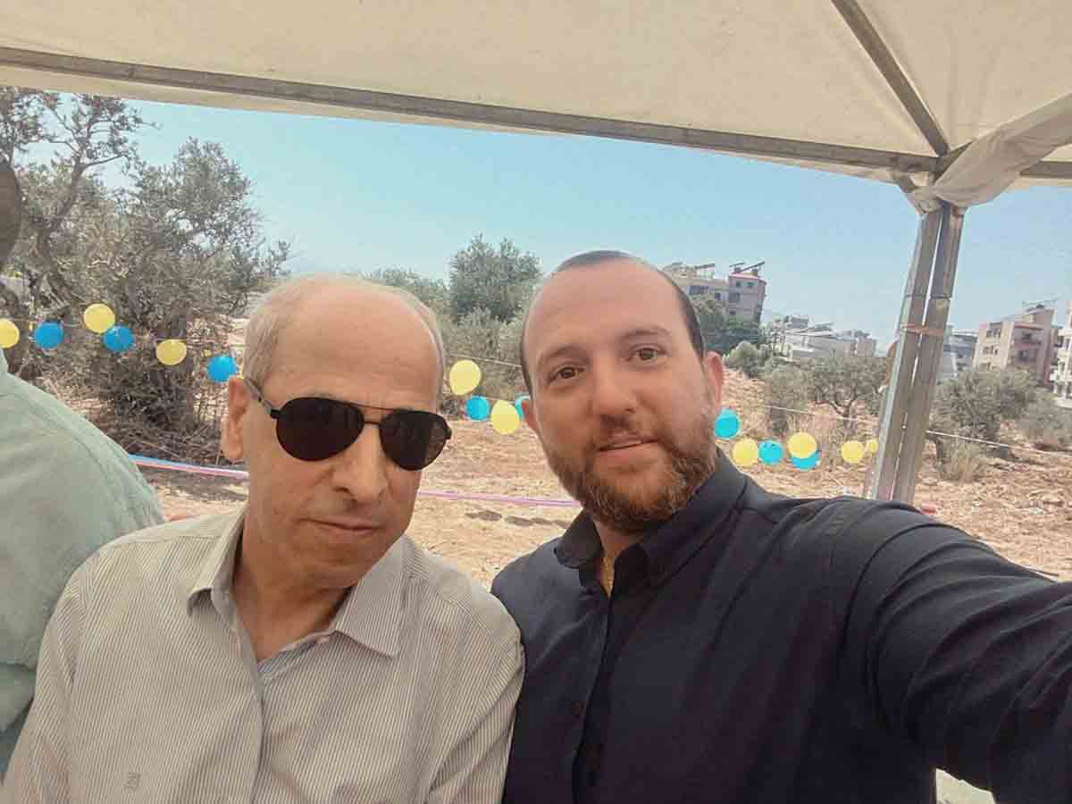 برعاية السفير الأسترالي... وضع حجر الأساس لملعب كرة قدم جديد في أبي سمراء