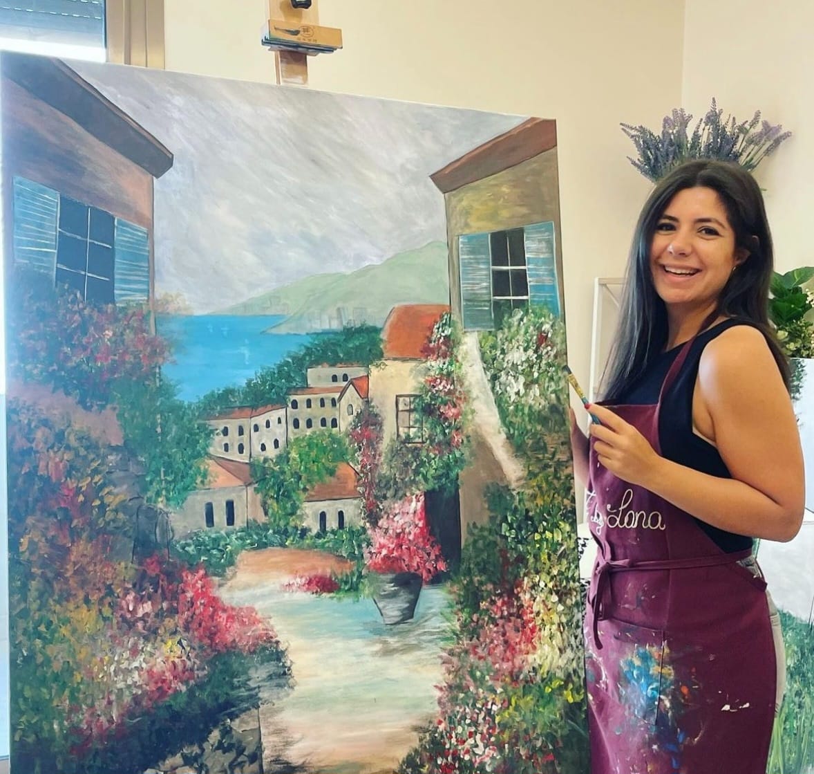 لانا طاهر تبدع في عالم الفن..وتبث الامل والفرح في لوحاتها!