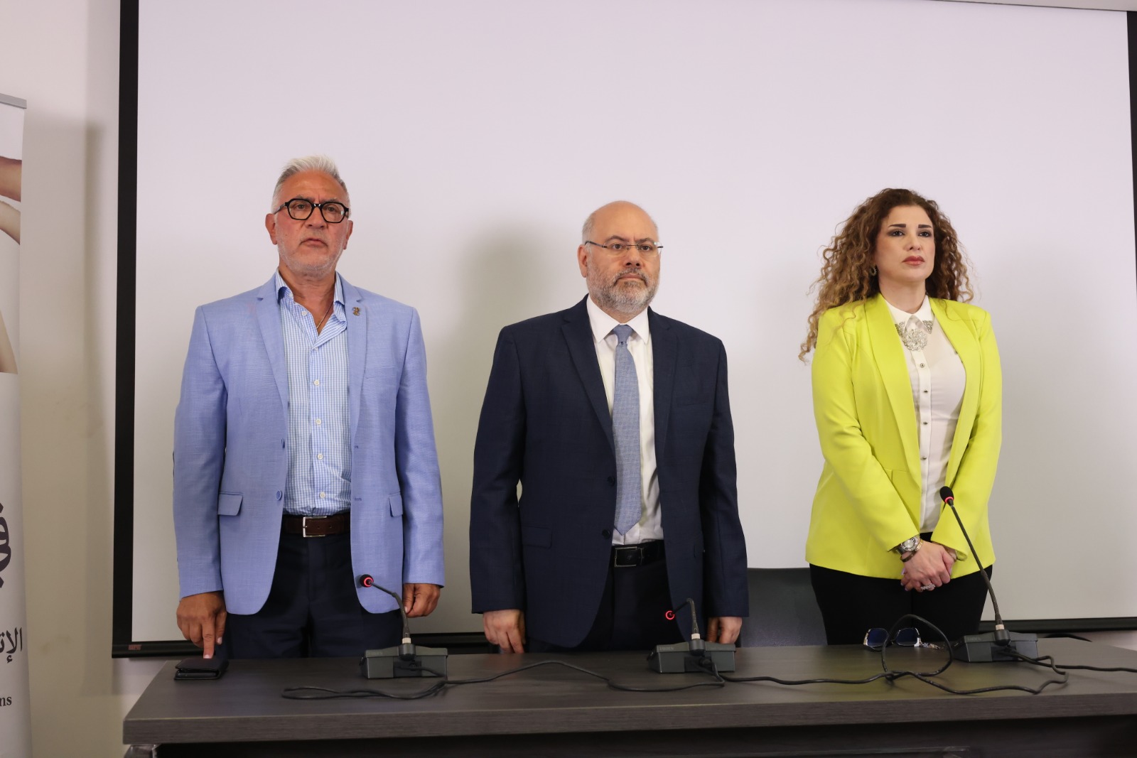  إطلاق حملة الإتحاد العربي للمهن البصرية "رؤيا للبنان أفضل" الأبيض: الحملة عينة لضرورة تغليب الروح الإيجابية رغم الظروف الصعبة الأشقر تشدد على التوعية على مخاطر المفاهيم الخاطئة للنظر