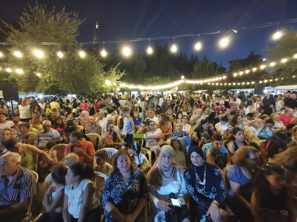 سهرة للمواهب الفتية تستقطب الاف المتفرجين في حفل نظمته حركة شباب الشرق