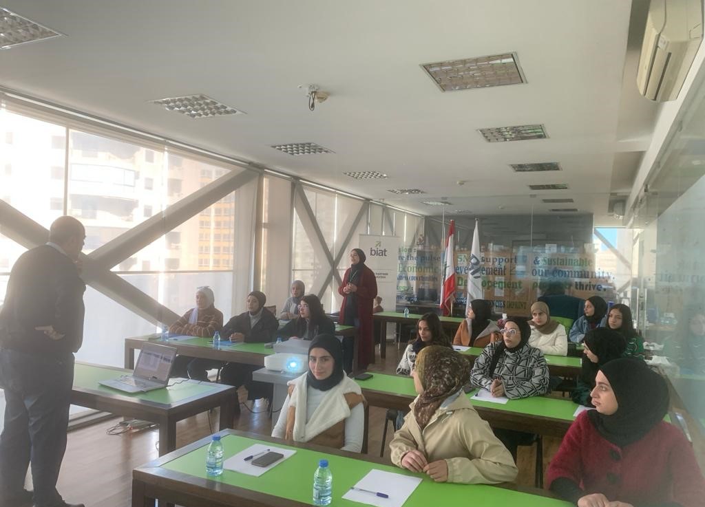 متدربات مشروع الحياة للشباب  في غرفة طرابلس الكبرى