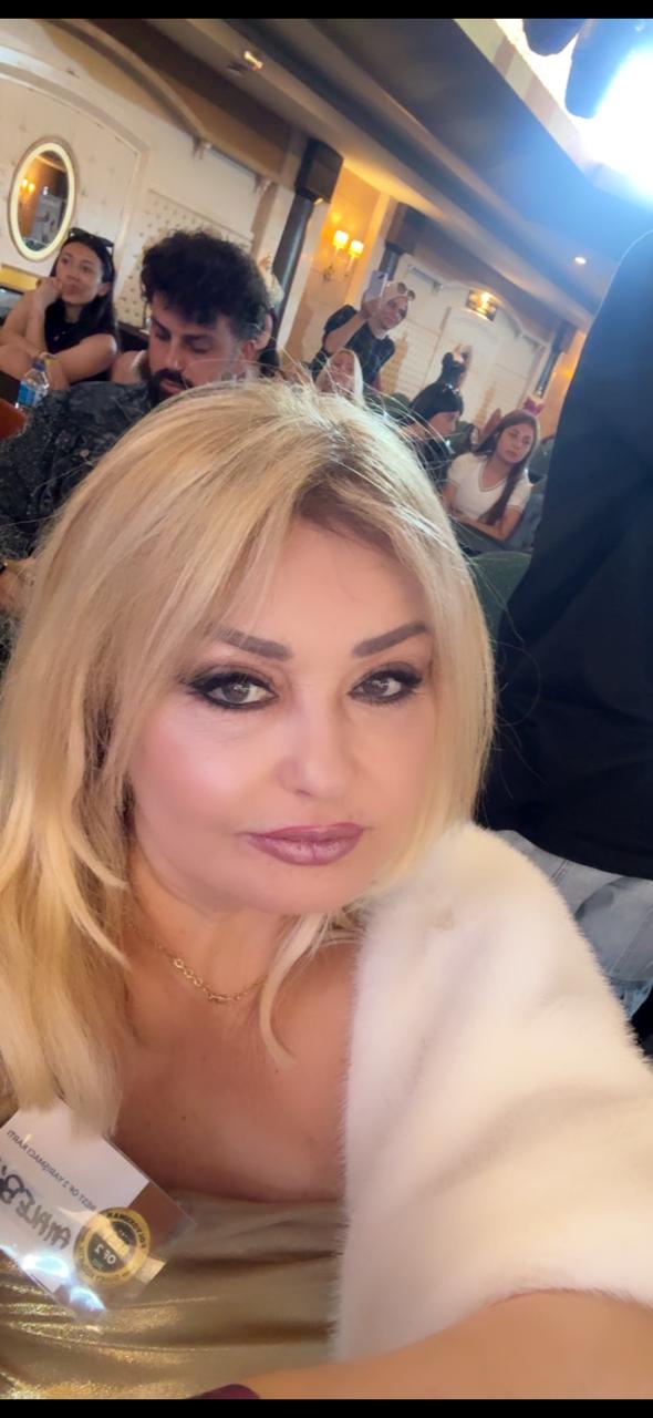 نجمة خبراء التجميل أمل بعيني تتألق دوليًا وتُكرَّم في مهرجان أنطاليا كواحدة من أبرز خبراء التجميل