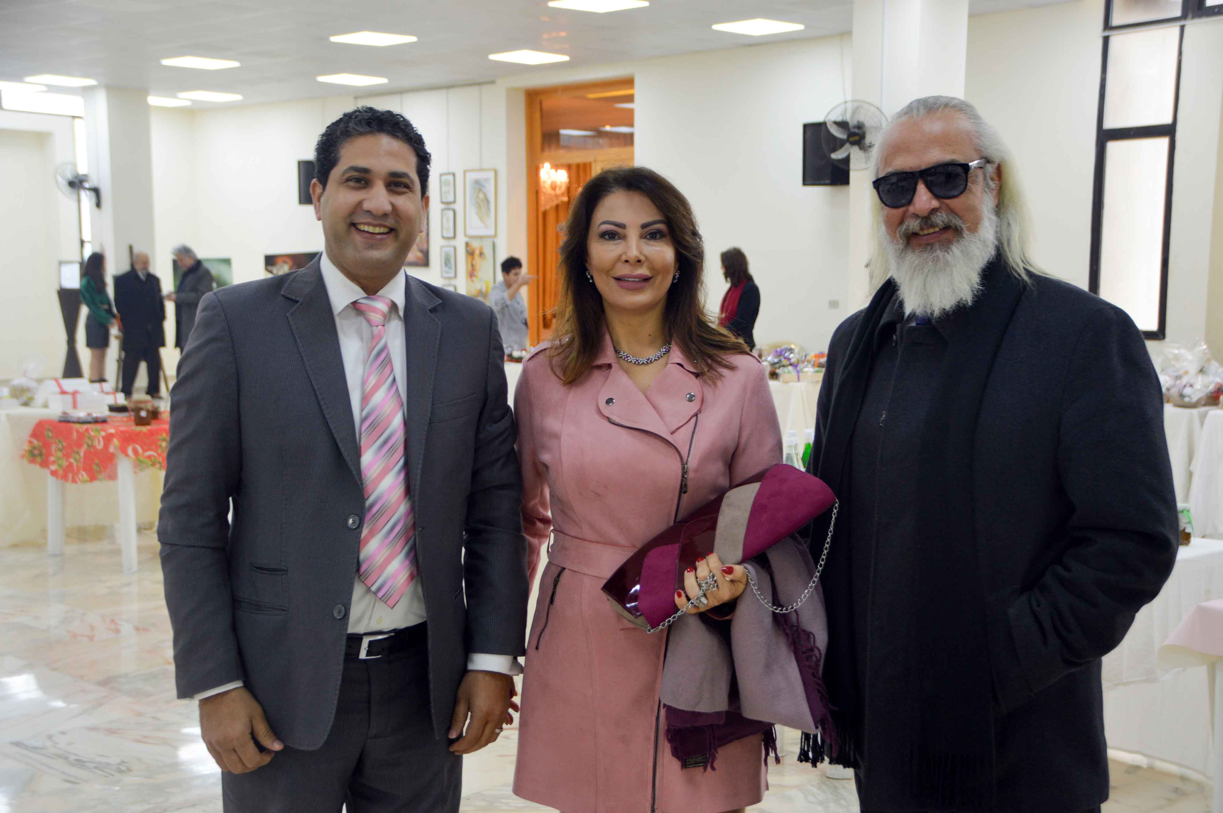 ضمن فعاليات المشروع الخيري: "لبنان بكل الدني" معرض:"النساء الحرفيات نساء قياديات"