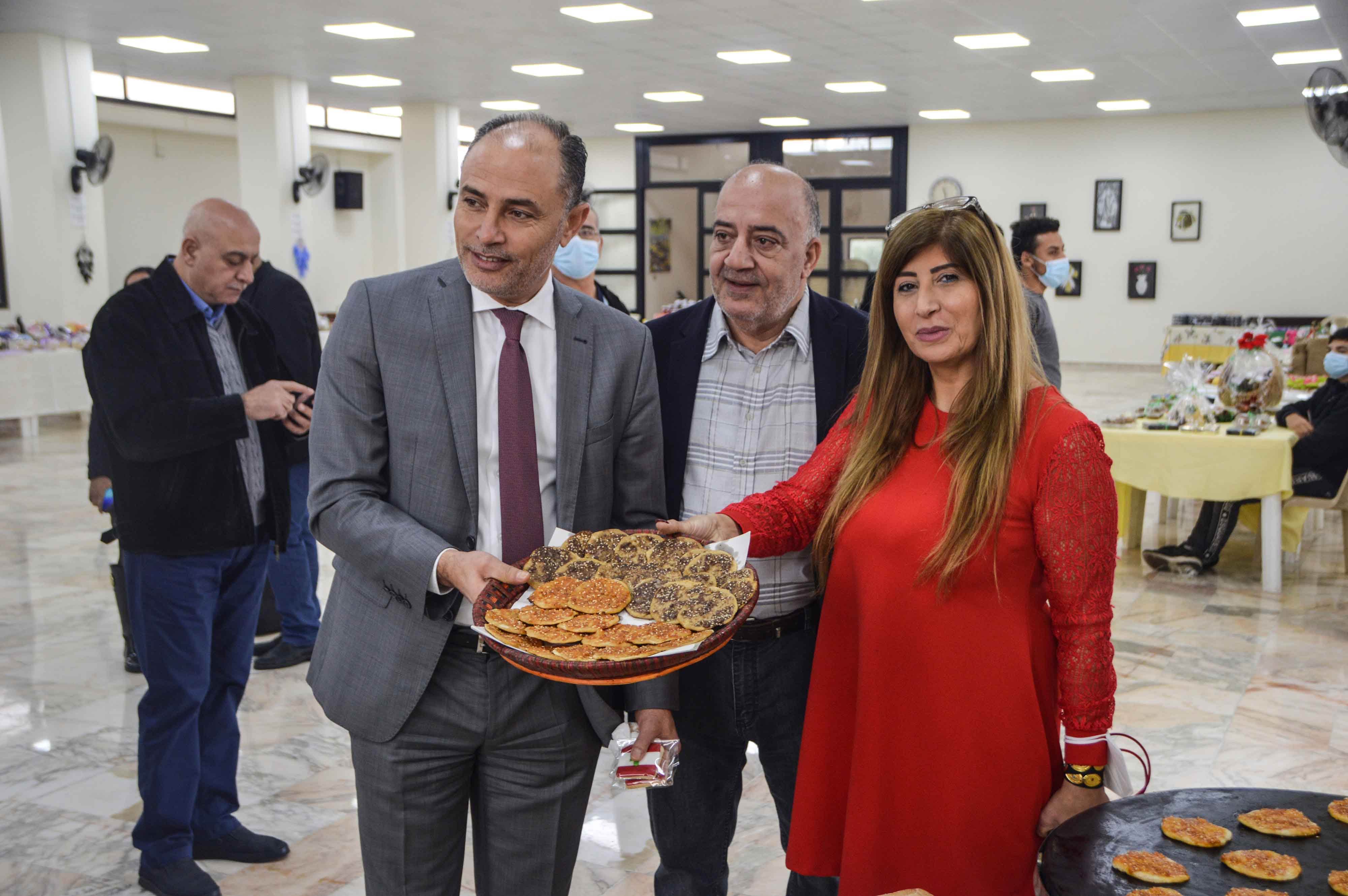 ضمن فعاليات المشروع الخيري: "لبنان بكل الدني" معرض:"النساء الحرفيات نساء قياديات"