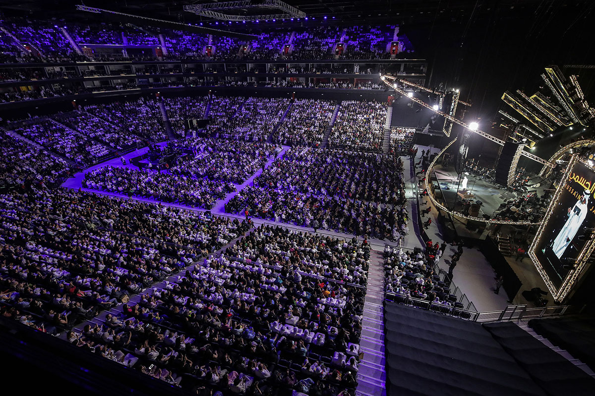 حفل تاريخي وحشد هائل من الحضور تخطى أكثر من 14 ألف شخص في دبي حسين الجسمي يستمر في تحطيم الأرقام القياسية والصعبة