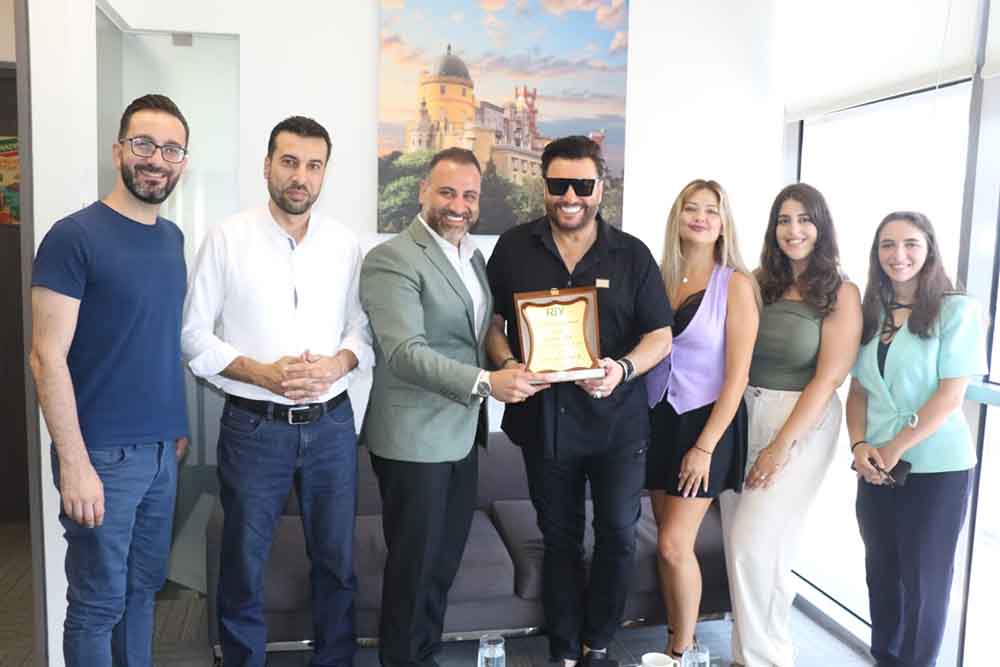 الإعلامي ربيع ياسين يكرّم الفنان علاء زلزلي: احتفاء بمسيرة فنية استثنائية 