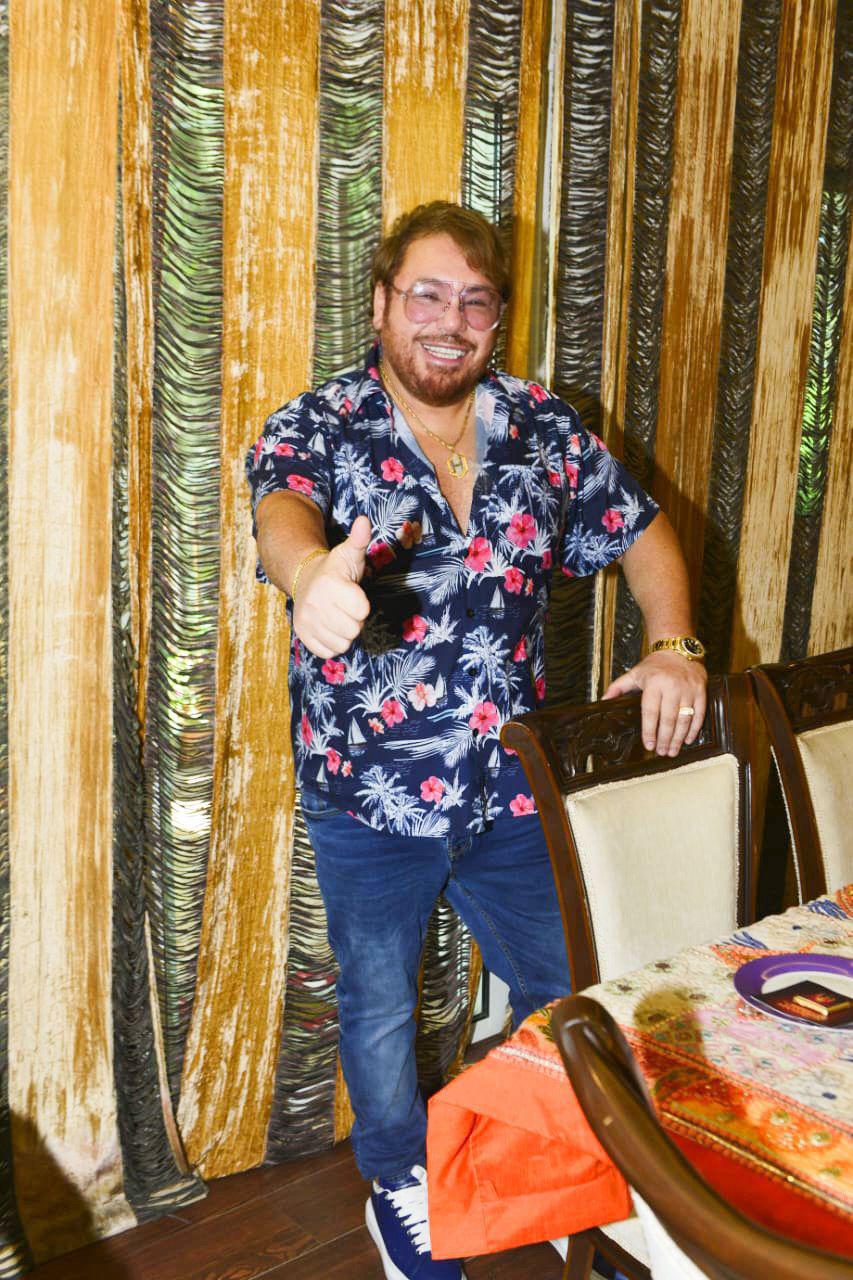 "على مائدة الزمن الجميل... الدكتور هراتش يجمع نجوم الماضي في بكفيا"...