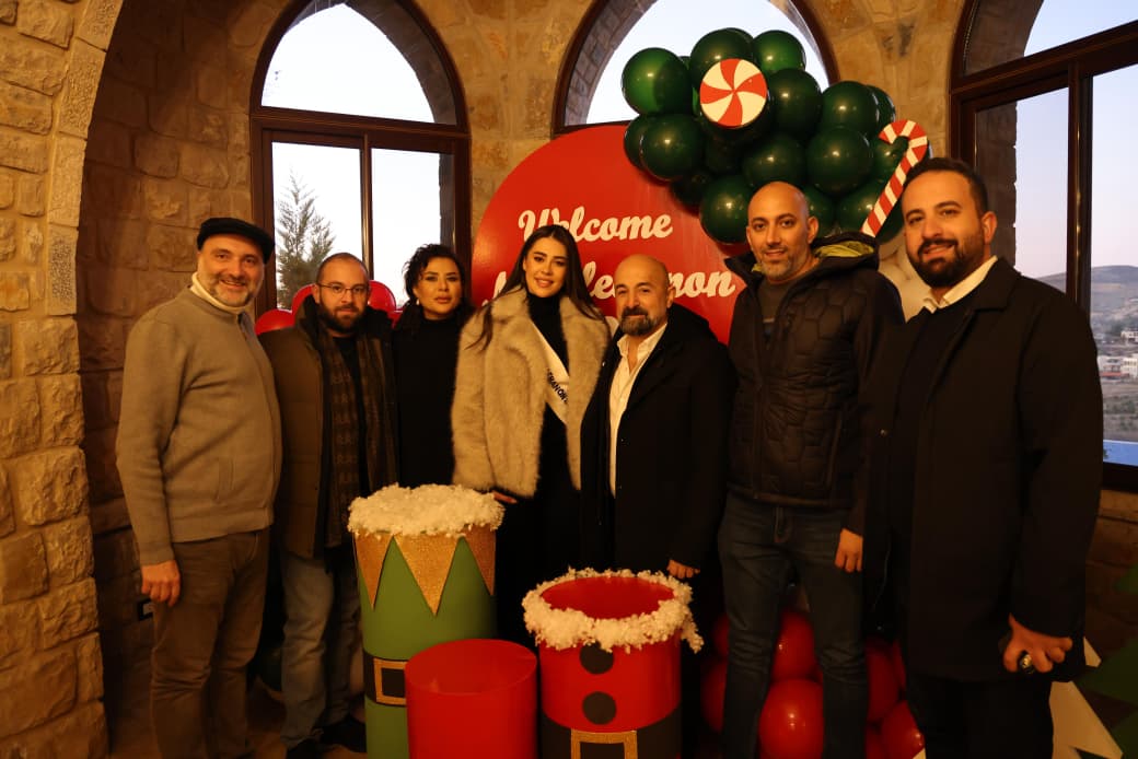 ملكة جمال لبنان بيرلا حرب في زيارة ميلادية إلى الباروك - الفريديس: من عبق الأرز إلى دفء العطاء