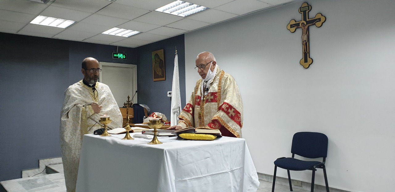 المطران درويش رفع الصلاة على نية الممرضين والممرضات في يومهم العالمي