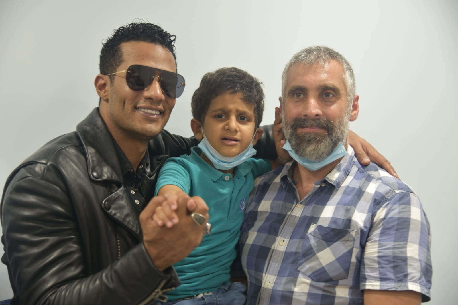 محمد رمضان في زيارة خاصة لمركز سرطان الاطفال في مستشفى الروم