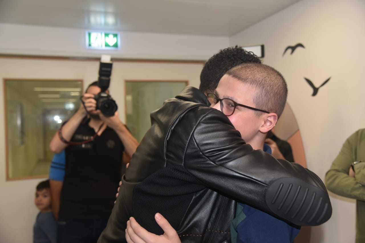 محمد رمضان في زيارة خاصة لمركز سرطان الاطفال في مستشفى الروم