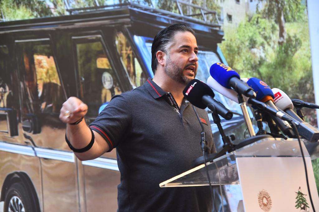 إطلاق سيارة ليرة في احتفال رسميّ: ابتكار صناعيّ لبناني جديد يبصر النور في خضمّ الأزمة!