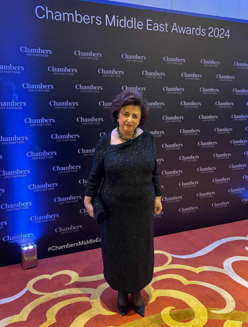 جائزة الإنجازات المهنيّة المميّزة هذا العام  للدكتورة نيله قمير عبيد 