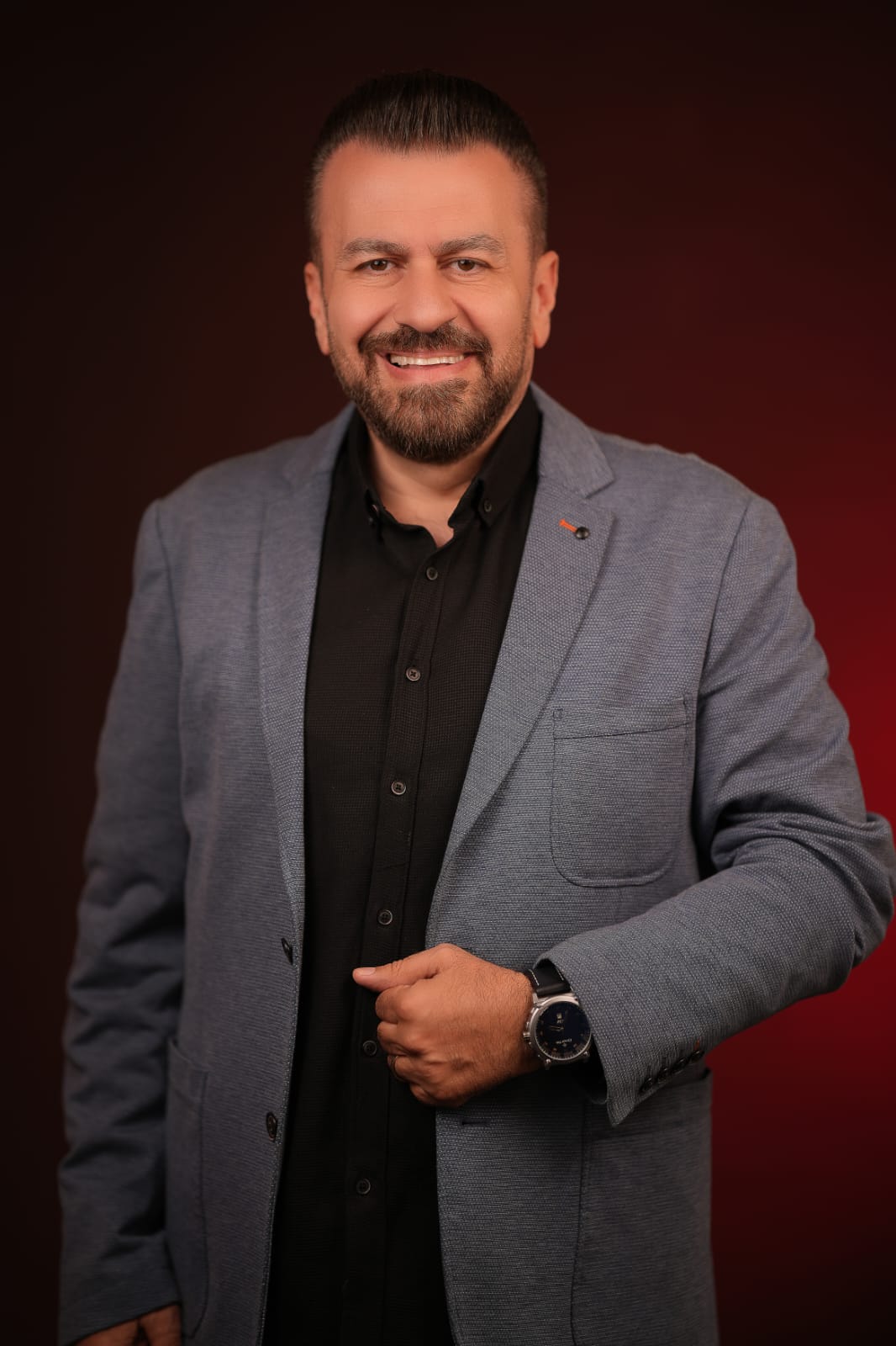 الأعلامي شربل سعادة يعلن ترشّحه لبلدية ميروبا على لائحة #كرمالك_ميروبا : "لخدمة بلدة أعطتني الكثير"..