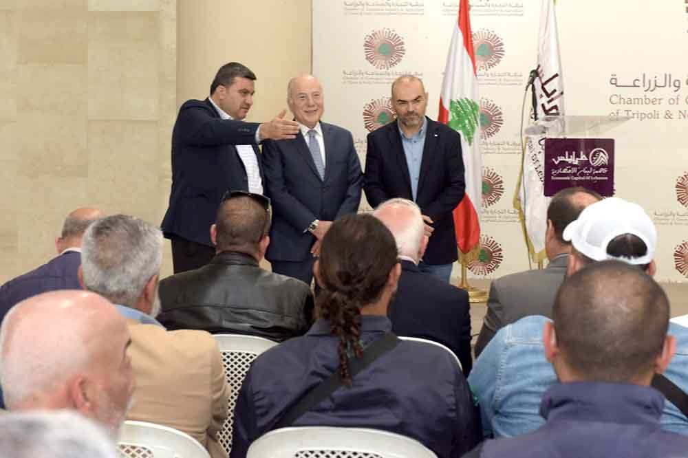 دبوسي يكرم نقابات العمال في عيدهم: أنتم الدعامة الأساسية للنهوض الاقتصادي والاجتماعي