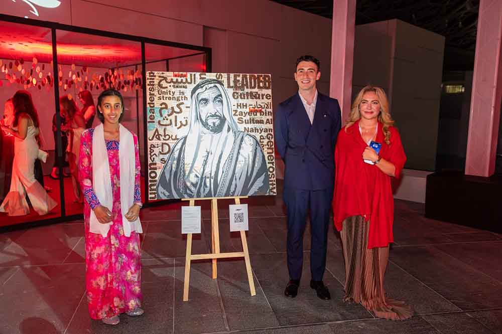 فاخرة بنت ذياب آل نهيان تفتتح المعرض الفني  "فالرونا "في متحف اللوفر أبو ظبي