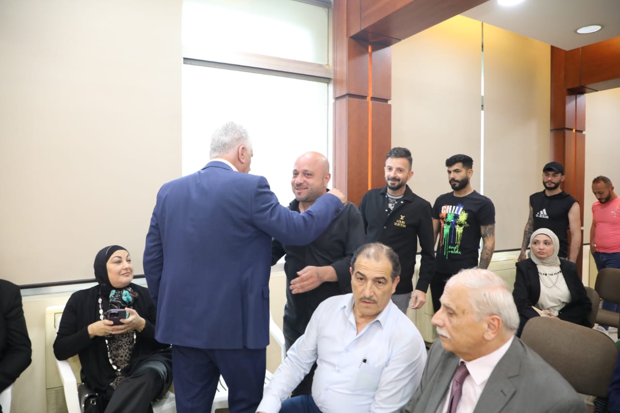 د. بول الحامض يشارك جمعية كشافة الغد وأتحاد الجمعيات في تكريم شخصيات روحية واجتماعية بارزة