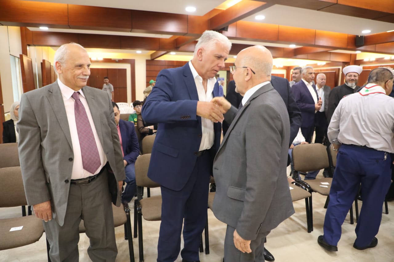 د. بول الحامض يشارك جمعية كشافة الغد وأتحاد الجمعيات في تكريم شخصيات روحية واجتماعية بارزة