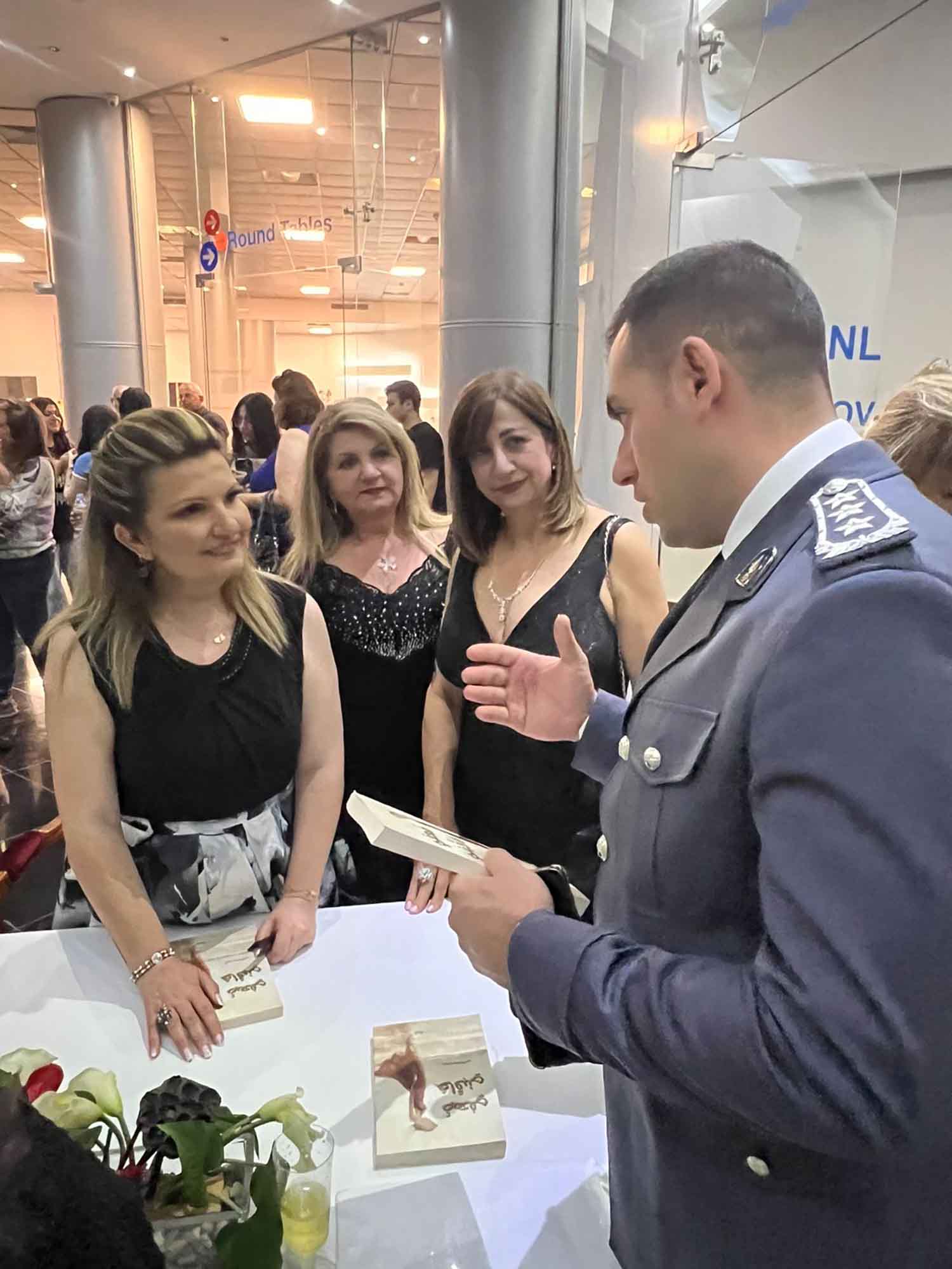 توقيع كتاب "ضعفي عاقبني" للكاتبة رين بستاني في مدرسة سيدة اللويزة: احتفاء بالأدب والوجدان