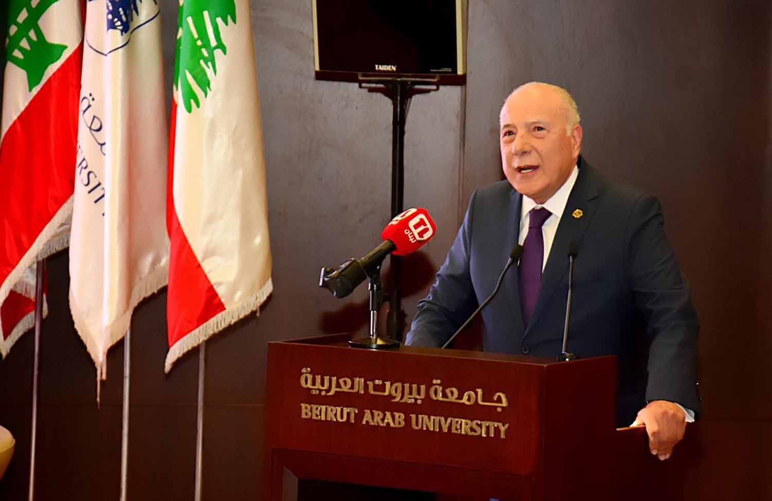 دبوسي في مؤتمر "نعم قادرون":   طرابلس الكبرى رافعة اقتصادية ولبنان بحاجة إلى خطة نهوض واقعية مستندة إلى تجارب ناجحة.