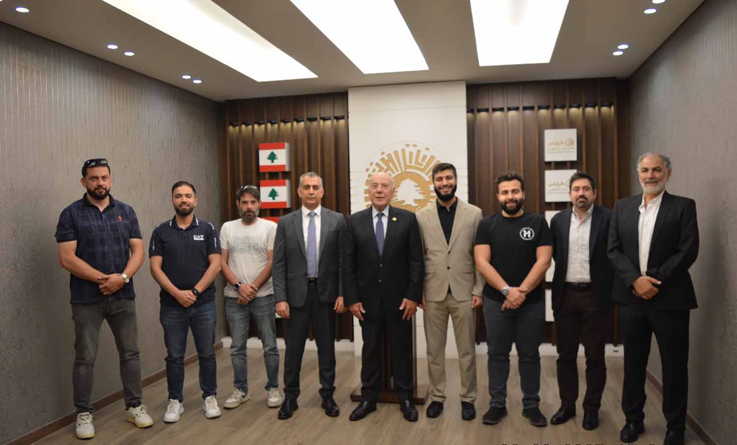  دبوسي يثني على دور نادي وولفز (Wolves Club) في إظهار طرابلس الكبرى كمركز للنشاط الرياضي والإجتماعي المميز .