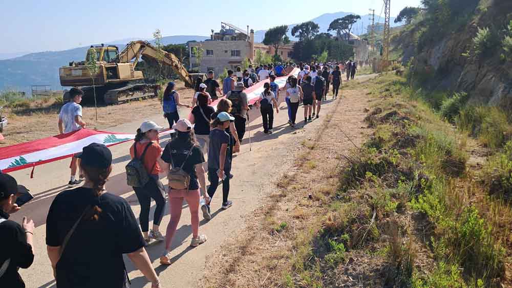 الرابطة النسائية العاملة في منطقة قبيع ونشاط مميز في احضان الطبيعة من قبيع الى مزار مار شربل حمانا......