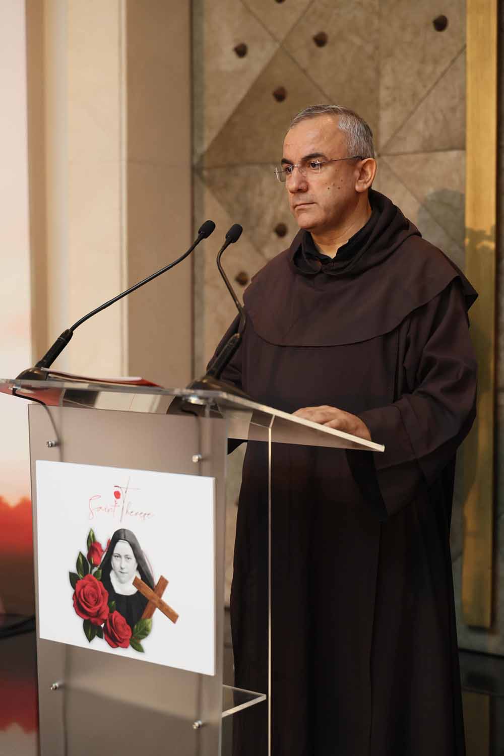 ذخائر القدّيسة تريزيا الطفل يسوع في زيارة تاريخية إلى لبنان في مئوية إعلان قداستها