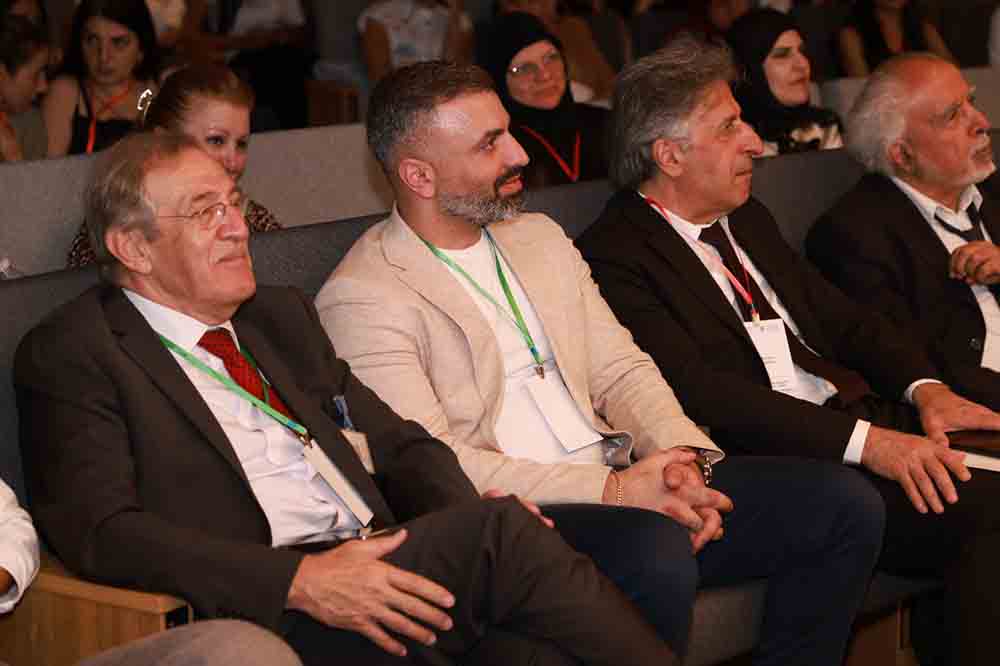 فؤاد منذر: عين وزين مديكل فيليدج منحتنا فرصة لدعم العاملين بالقطاع الصحي